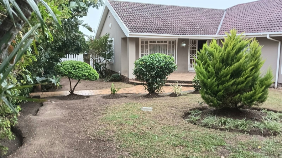 4 Bedroom Property for Sale in Beacon Bay Eastern Cape